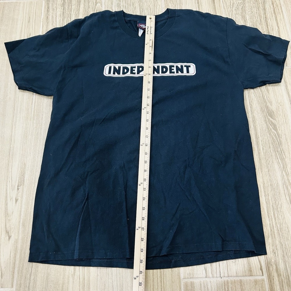 Vintage Independent Skateboard Trucks Classic Spell Out Graphic Men's T-Shirt XL - Picture 2 of 5
